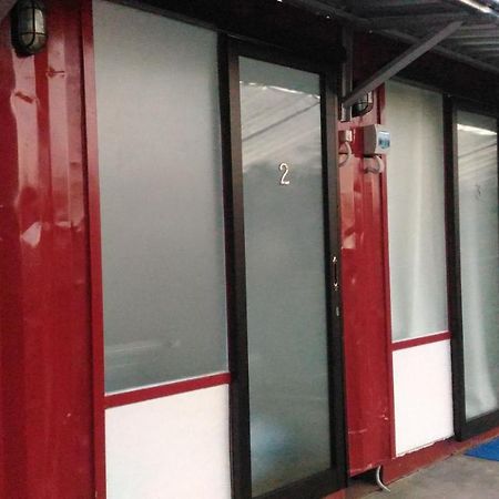 纳闽巴霍 The Container酒店 外观 照片