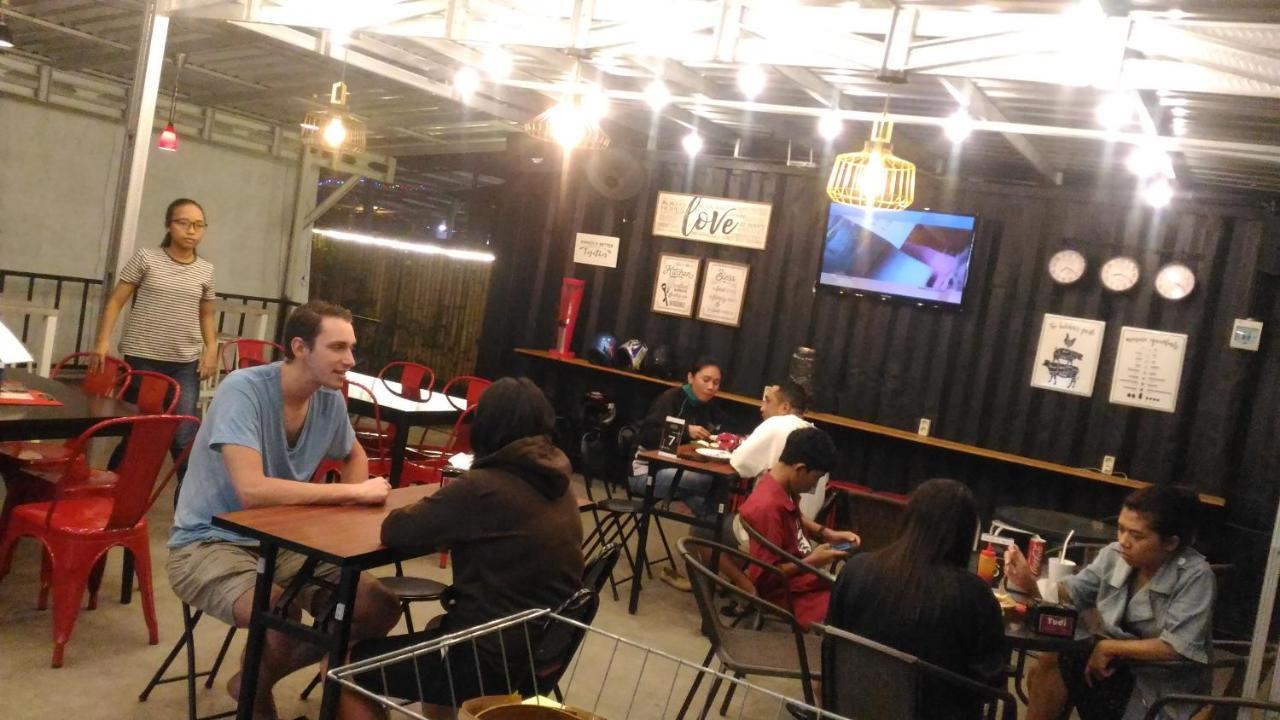 纳闽巴霍 The Container酒店 外观 照片